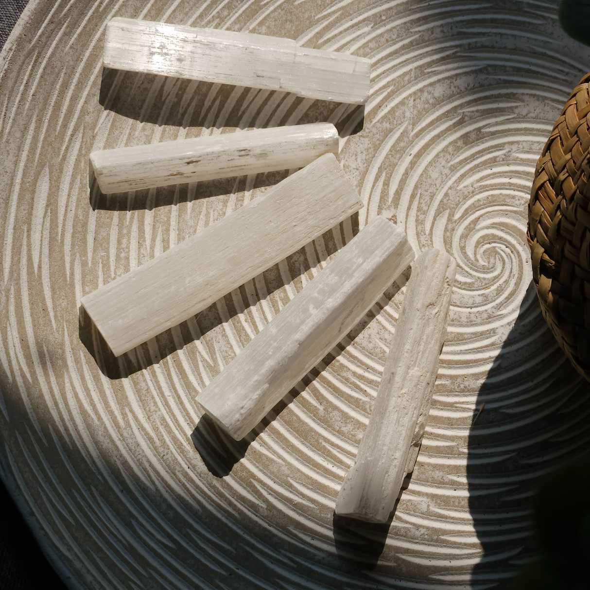 Selenite Raw Stick